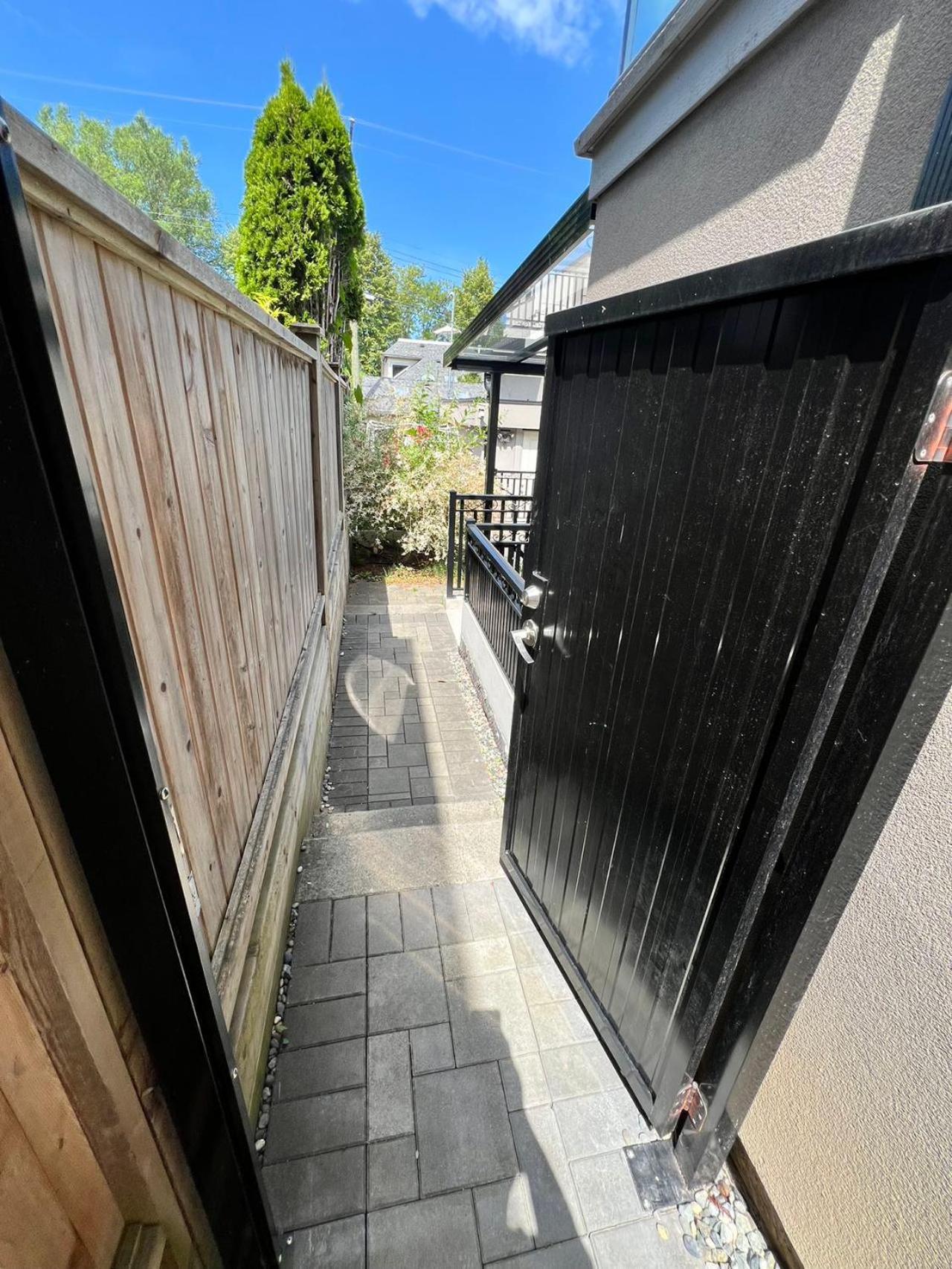 Private Rooms In Vancouver West Zewnętrze zdjęcie